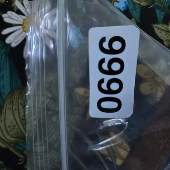 JM Collection Sequin Cold Shoulder Womens Top 3XL 0666 - Picture 9 of 9